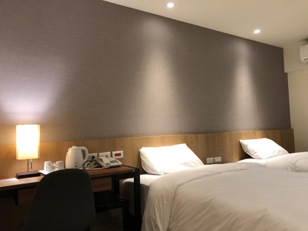 Honest & Warm Hotel Taoyuan Eksteriør billede
