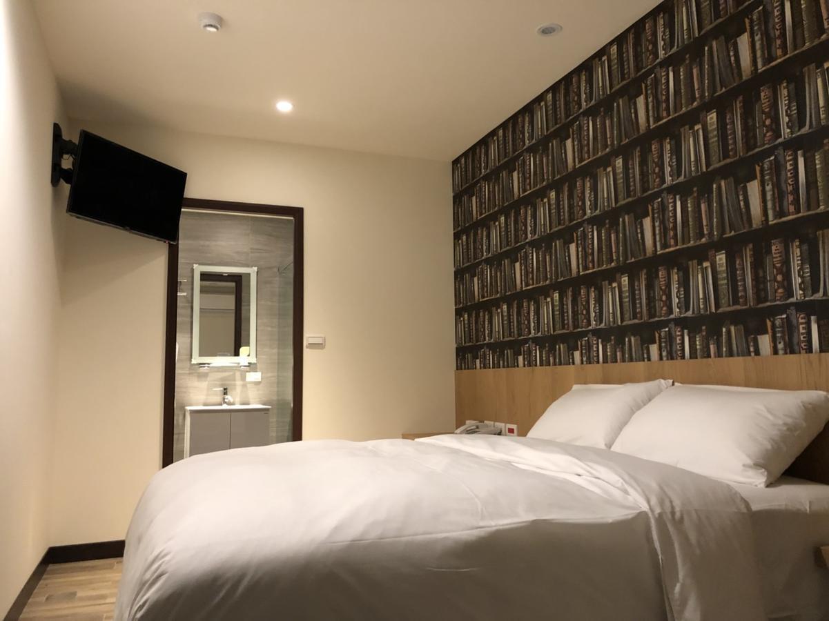 Honest & Warm Hotel Taoyuan Eksteriør billede